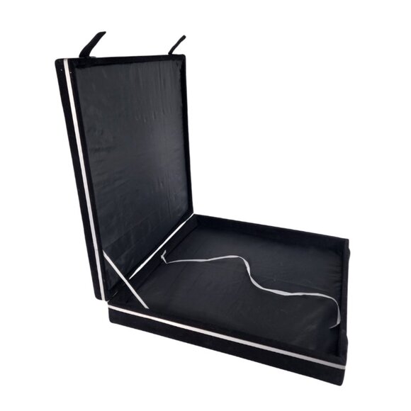 Chess set Storage Box Black Velvet Gift Box for jewelry and personal storage - Picture 12 of 17